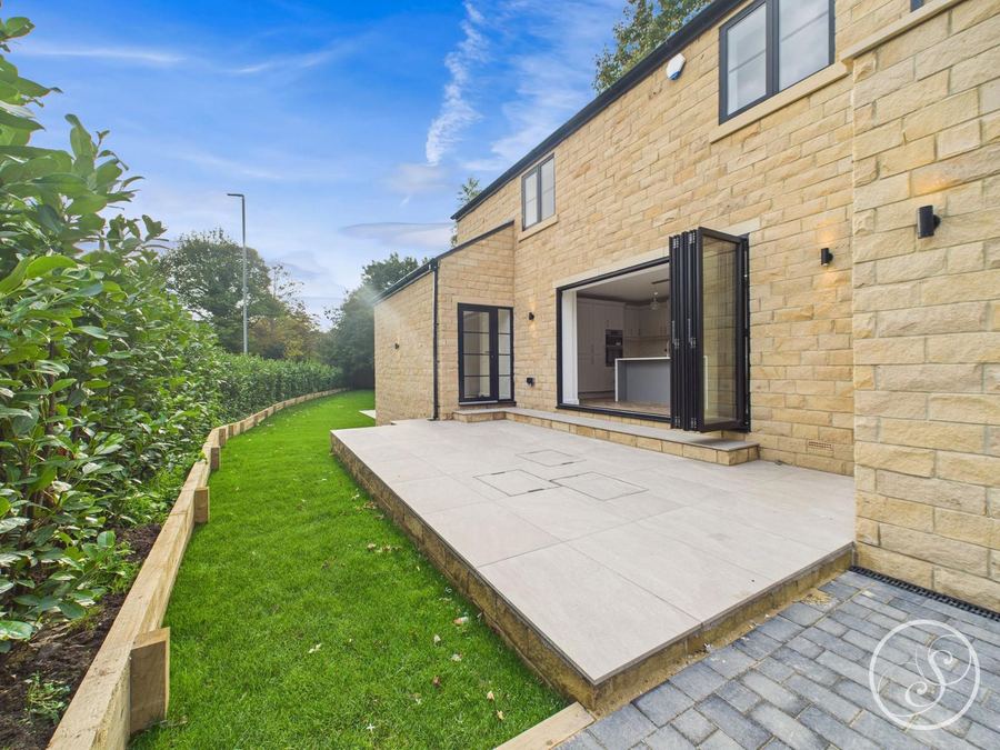 Premium New Build — Leeds project by Alwoodley Building